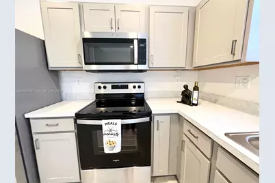 429 NE 12th Street #0, Florida City, FL 33034 - Photo 3