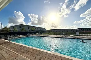 429 NE 12th St, Florida City, FL 33034 - Photo 3