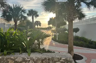 345 Ocean Dr, Miami Beach, FL 33139 - Photo 23