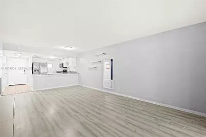 2302 S Cypress Bend Dr #210, Pompano Beach, FL 33069 - Photo 5