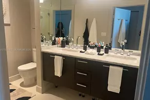900 Biscayne Blvd, Miami, FL 33132 - Photo 7