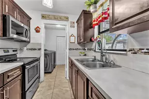 1765 SW 3rd Ct, Homestead, FL 33030 - Photo 11