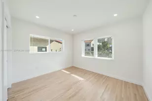 47 Oviedo Ave, Coral Gables, FL 33134 - Photo 13