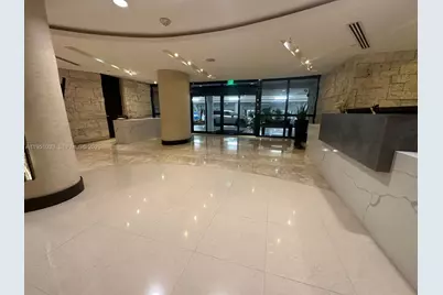 2555 Collins Ave #704, Miami Beach, FL 33140 - Photo 17