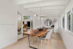 1040 NE 85th St, Miami, FL 33138 - Photo 11