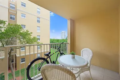 19555 E Country Club Dr #8303, Aventura, FL 33180 - Photo 17