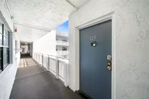 13500 NE 3rd Ct, North Miami, FL 33161 - Photo 5