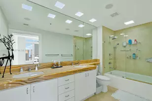 1155 Brickell Bay Dr, Miami, FL 33131 - Photo 15