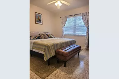 655 NE 122nd St, North Miami, FL 33161 - Photo 21