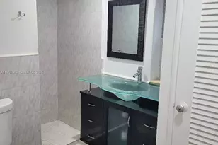 655 NE 122nd St, North Miami, FL 33161 - Photo 31