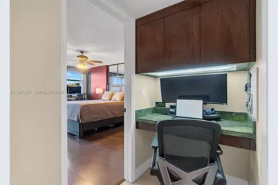 2900 NE 14th St Cswy #402, Pompano Beach, FL 33062 - Photo 13