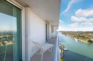 5900 Collins Ave, Miami Beach, FL 33140 - Photo 19