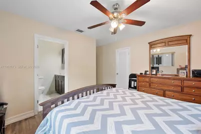 4714 NW 50th Ct, Tamarac, FL 33319 - Photo 7
