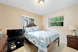 4714 NW 50th Ct, Tamarac, FL 33319 - Photo 9