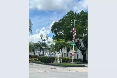 442 NE 210th Cir Ter #201-5, Miami, FL 33179 - Photo 1