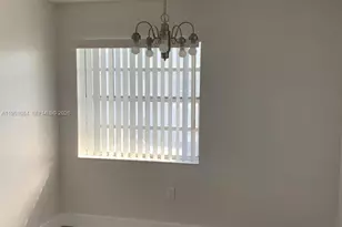 442 NE 210th Cir Terrace, Miami, FL 33179 - Photo 11