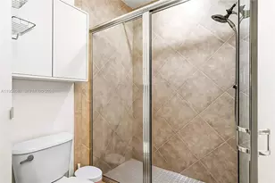 2080 S Ocean Dr, Hallandale Beach, FL 33009 - Photo 17