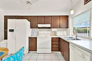 11260 SW 181st Terrace, Miami, FL 33157 - Photo 9