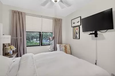 15505 N Miami Lakeway N #201, Miami Lakes, FL 33014 - Photo 9