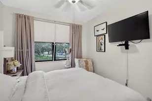 15505 N Miami Lakeway N, Miami Lakes, FL 33014 - Photo 9