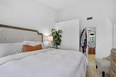 15505 N Miami Lakeway N #201, Miami Lakes, FL 33014 - Photo 27