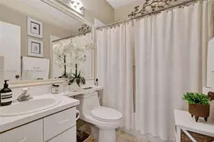 15505 N Miami Lakeway N, Miami Lakes, FL 33014 - Photo 11