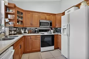 15505 N Miami Lakeway N, Miami Lakes, FL 33014 - Photo 21