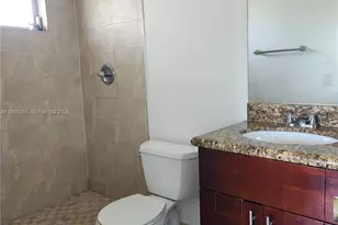 2451 SW 82nd Ave, Davie, FL 33324 - Photo 15