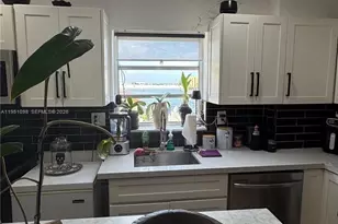 4713 NW 7th St, Miami, FL 33126 - Photo 35