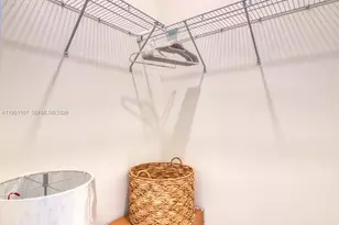 7831 NW 104th Ave, Doral, FL 33178 - Photo 25