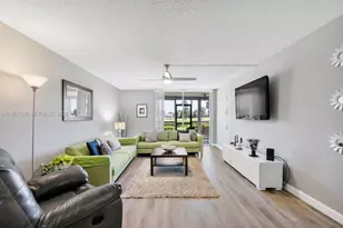 23249 N Barwood Ln N, Boca Raton, FL 33428 - Photo 15