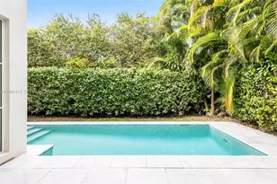 315 Santander Ave, Coral Gables, FL 33134 - Photo 13