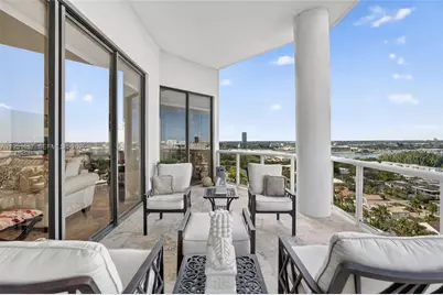 3598 Yacht Club Dr #PH2, Aventura, FL 33180 - Photo 29