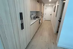 225 N Miami, Miami, FL 33128 - Photo 5