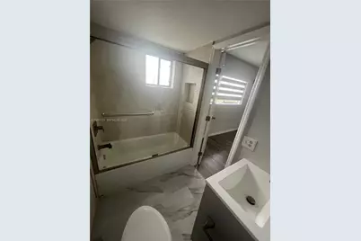 5420 W 21st Ct #412, Hialeah, FL 33016 - Photo 15