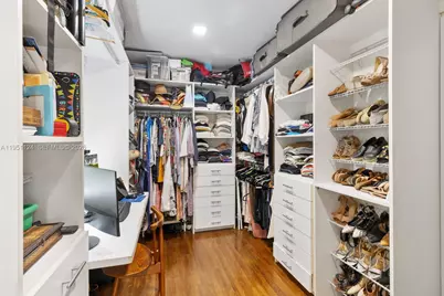 5601 Maggiore St, Coral Gables, FL 33146 - Photo 15