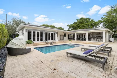 5601 Maggiore St, Coral Gables, FL 33146 - Photo 1