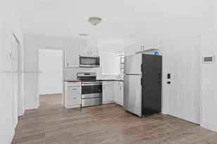 1344 NW 7th Terrace, Fort Lauderdale, FL 33311 - Photo 11