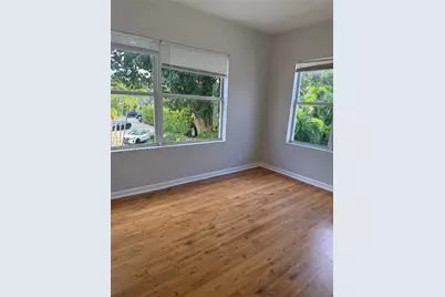 576 NE 63rd St #8, Miami, FL 33138 - Photo 3
