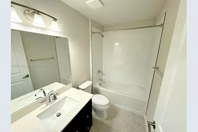 1054 NW 6 St #1054, Florida City, FL 33034 - Photo 5