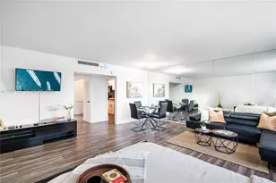 100 Lincoln Rd, Miami Beach, FL 33139 - Photo 9