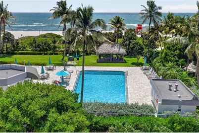 2401 Collins Ave #1110, Miami Beach, FL 33140 - Photo 19
