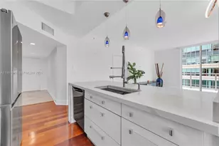 1155 Brickell Bay Dr, Miami, FL 33131 - Photo 19