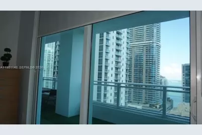 1080 Brickell Ave #3004, Miami, FL 33131 - Photo 23