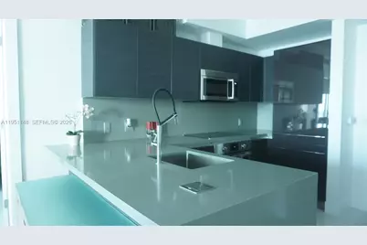 1080 Brickell Ave #3004, Miami, FL 33131 - Photo 7