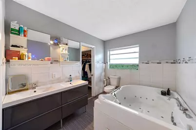 2534 Monroe St, Hollywood, FL 33020 - Photo 17