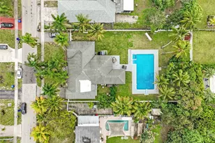 2534 Monroe St, Hollywood, FL 33020 - Photo 37