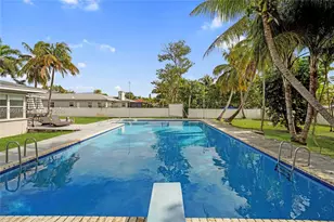 2534 Monroe St, Hollywood, FL 33020 - Photo 27