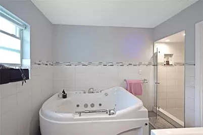 2534 Monroe St, Hollywood, FL 33020 - Photo 19