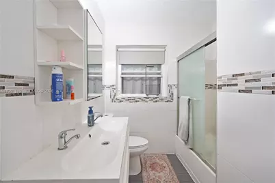 2534 Monroe St, Hollywood, FL 33020 - Photo 23